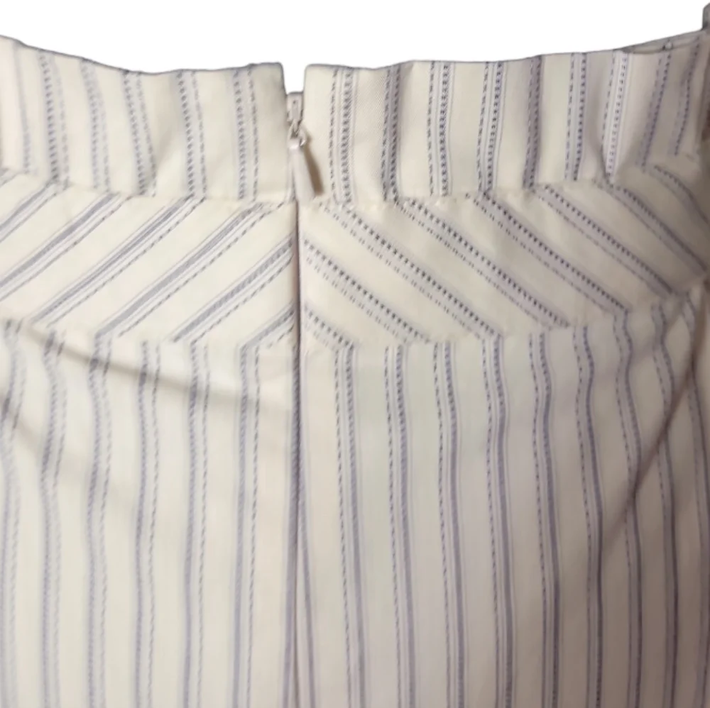 BCBGMAXAZRIA paperbag waist pinstripe pencil skirt high rise women's size 4